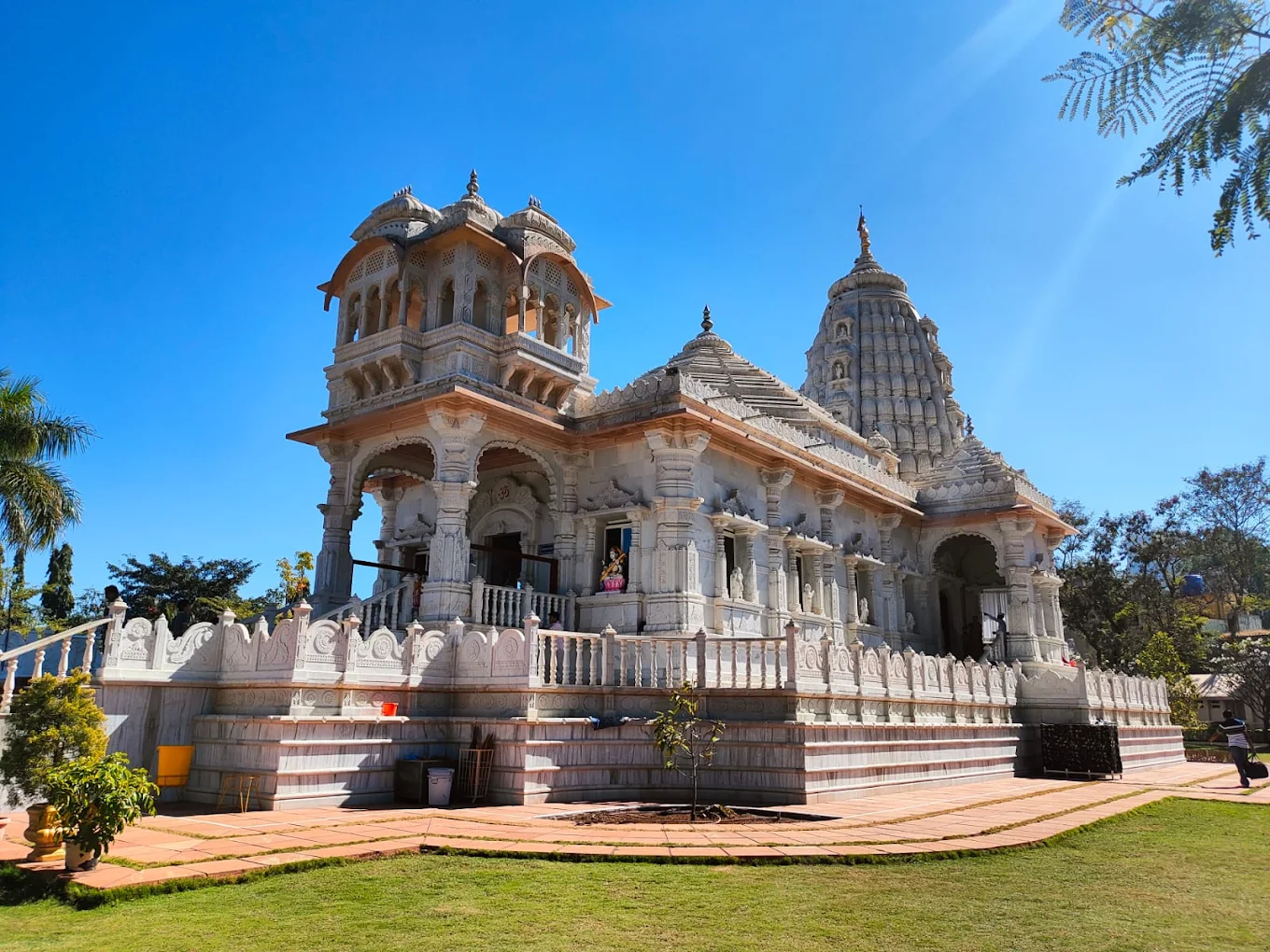 About Shree Gajanan Maharaj Sansthan